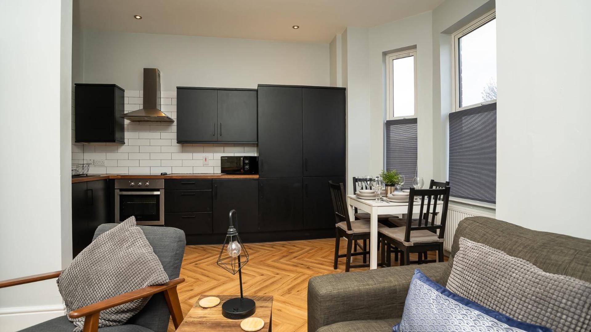 2 Bdr & 1 Bdr Apartments At Queens Uni By Belfast City Breaks מראה חיצוני תמונה