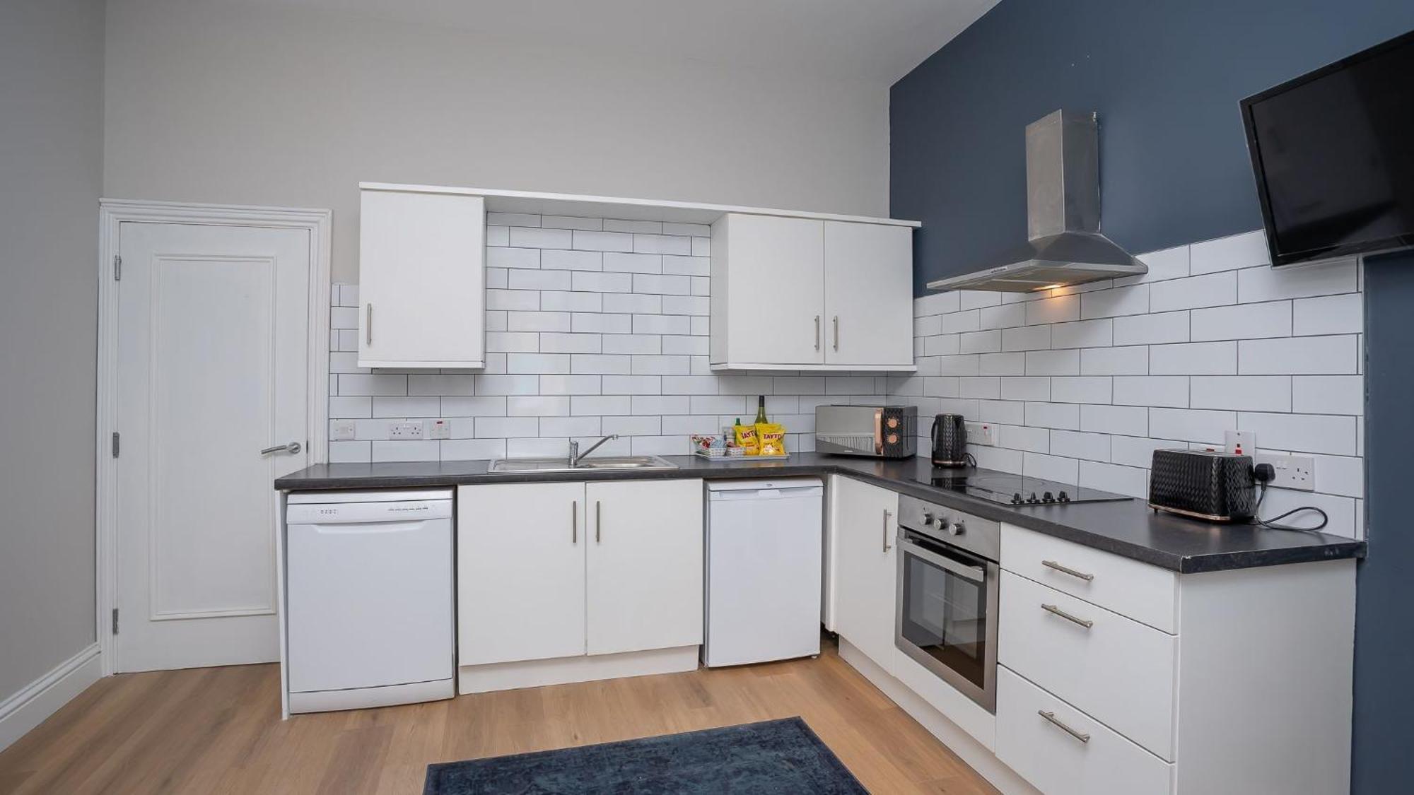 2 Bdr & 1 Bdr Apartments At Queens Uni By Belfast City Breaks חדר תמונה