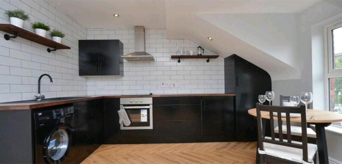 2 Bdr & 1 Bdr Apartments At Queens Uni By Belfast City Breaks מראה חיצוני תמונה